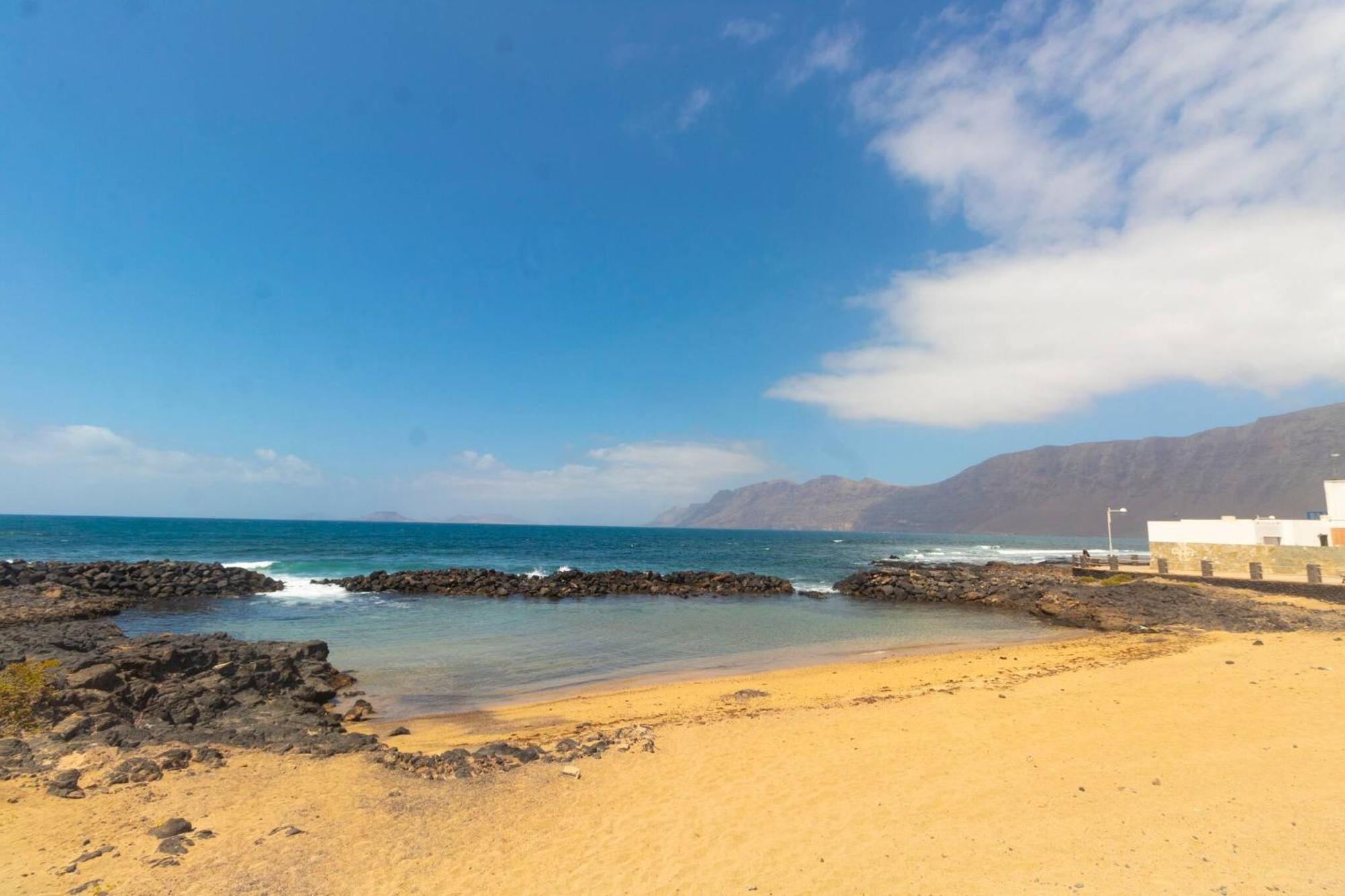 Hotel Casa Bianca Caleta De Famara Esterno foto