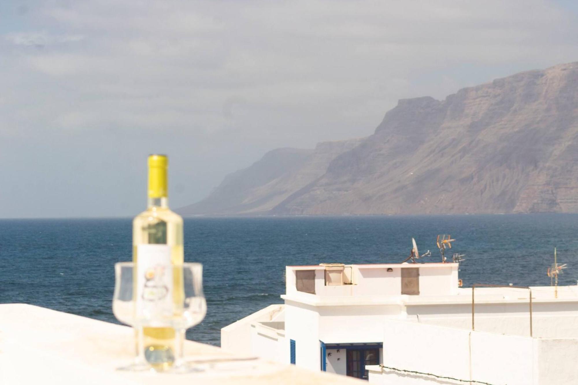 Hotel Casa Bianca Caleta De Famara Esterno foto